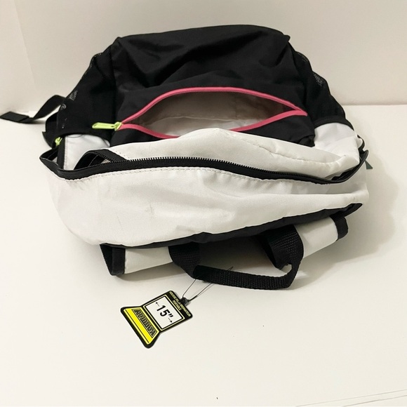 Puma Backpack White Black with Pink Logo - Picture 10 of 16